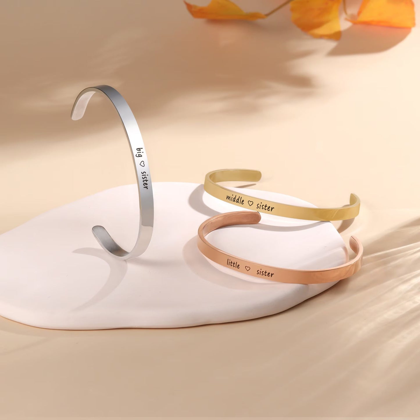 High-end engraved name bracelets